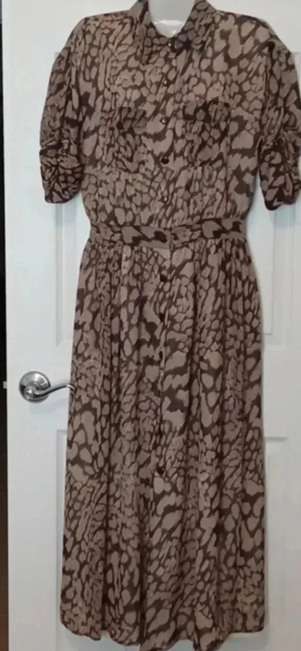 - NewPort News NICE button-down dress with pockets and cute sleeves Women's 4 - Picture 12 of 12
